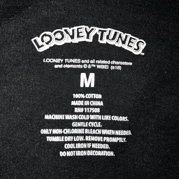 Warner Bros. Looney Tunes crop top, Bugs Bunny - Picture 8 of 8